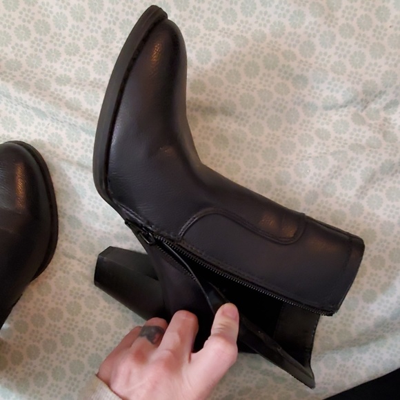 HEELED BOOTS - Picture 3 of 6